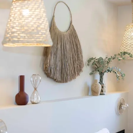 Boutique - *
